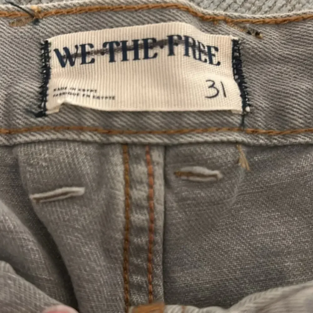 NWT Free People Now or Never distressed Denim Short, 31